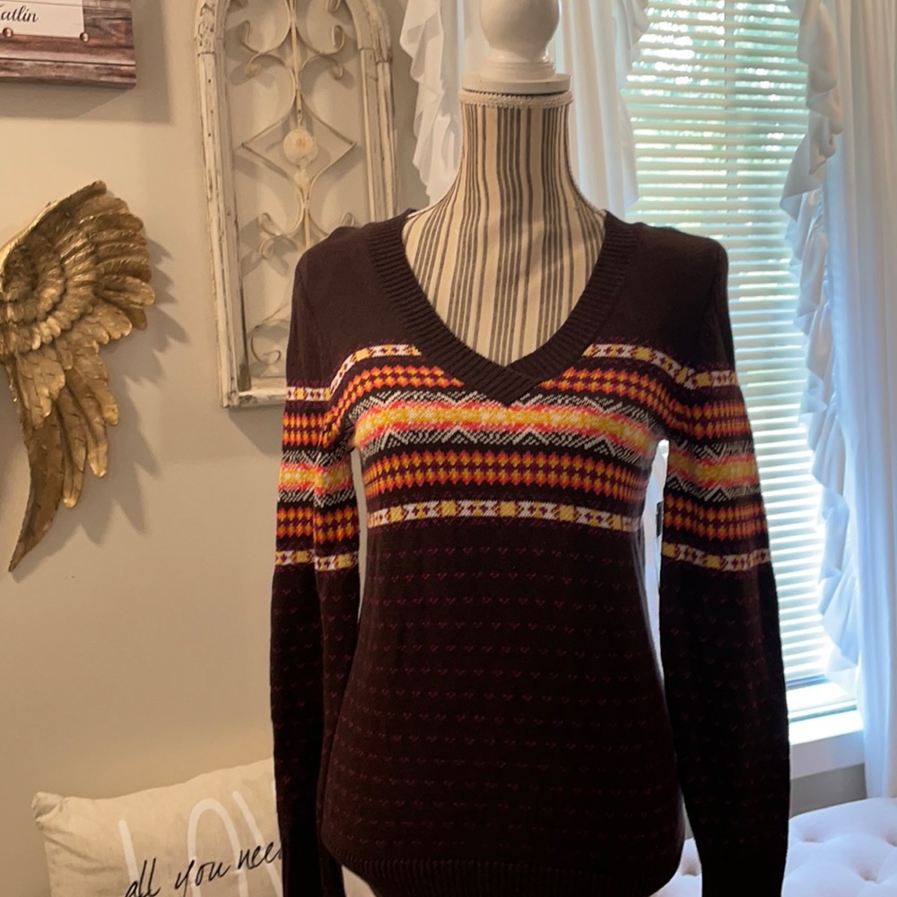 V neck sweater